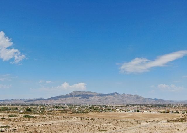 671 Buckhorn Avenue, Pahrump, NV 89060