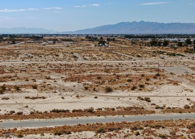 671 Buckhorn Avenue, Pahrump, NV 89060