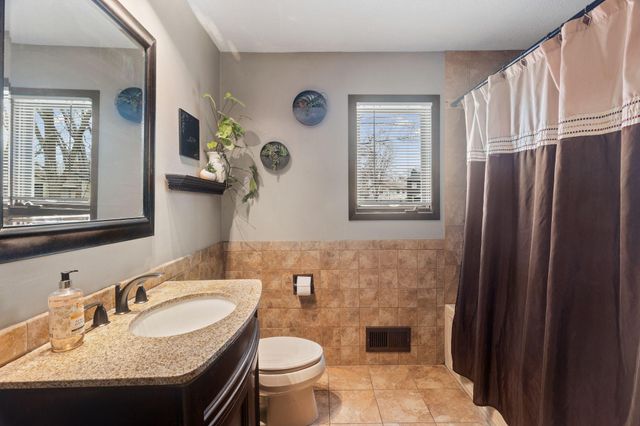 14600 91st Avenue N, Maple Grove, MN 55369