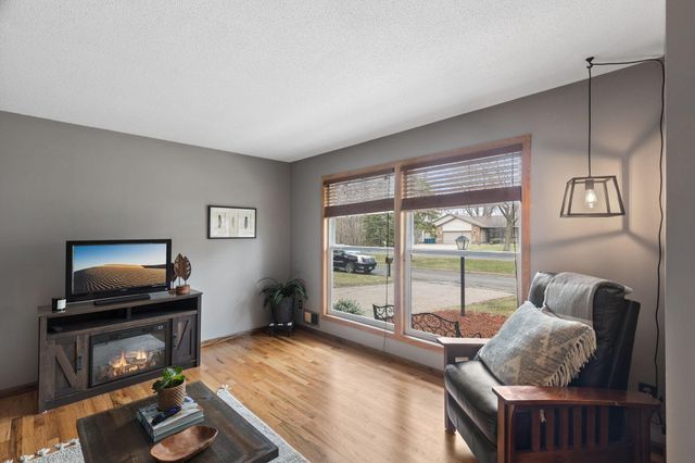 14600 91st Avenue N, Maple Grove, MN 55369