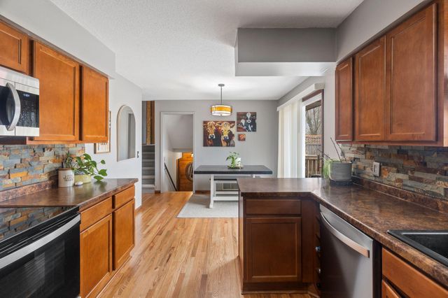 14600 91st Avenue N, Maple Grove, MN 55369