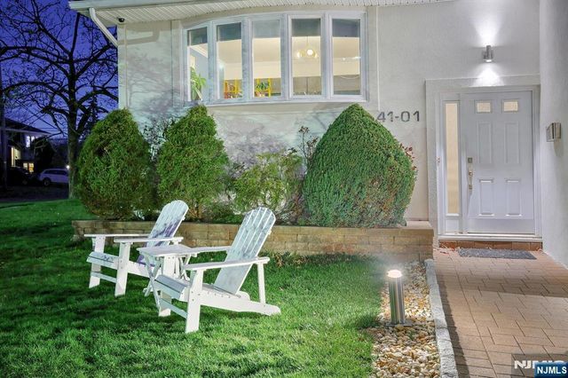 41-01 Geiger Place, Fair Lawn, NJ 07410