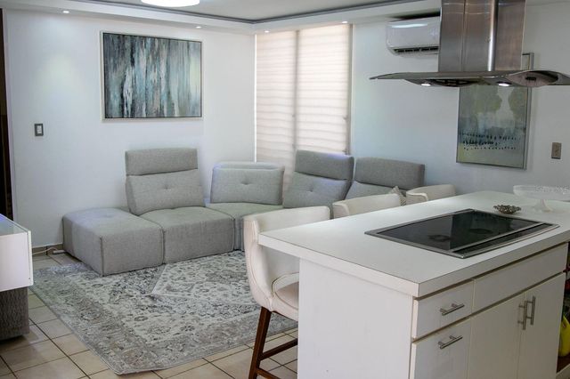 Ciudad Jardín III CALLE VERBENA 430, Toa Alta, PR 00953