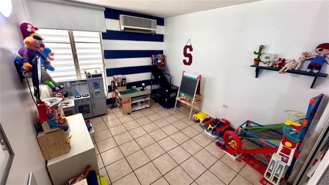 Ciudad Jardín III CALLE VERBENA 430, Toa Alta, PR 00953