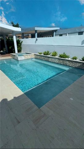 Ciudad Jardín III CALLE VERBENA 430, Toa Alta, PR 00953