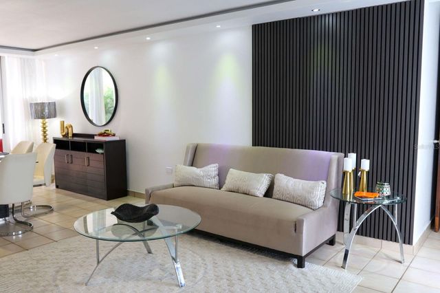 Ciudad Jardín III CALLE VERBENA 430, Toa Alta, PR 00953