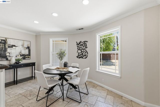 3370 Gardella Plz, Livermore, CA 94551