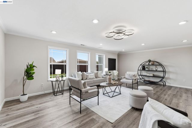 3370 Gardella Plz, Livermore, CA 94551