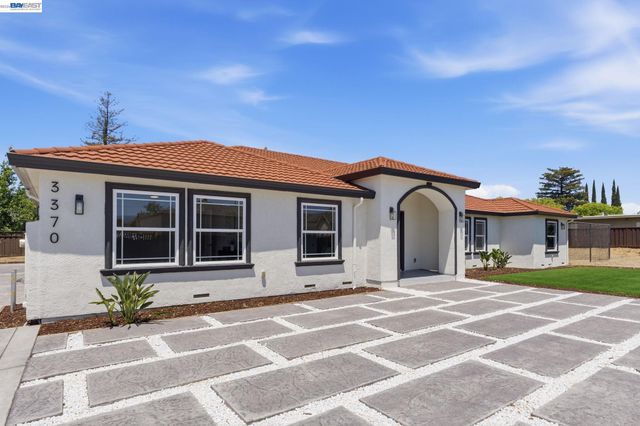 3370 Gardella Plz, Livermore, CA 94551