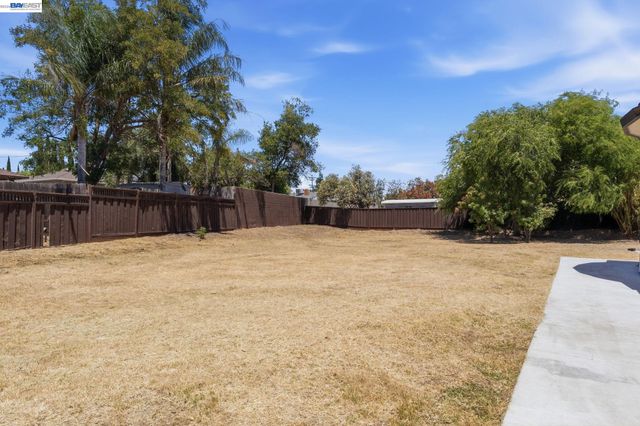 3370 Gardella Plz, Livermore, CA 94551
