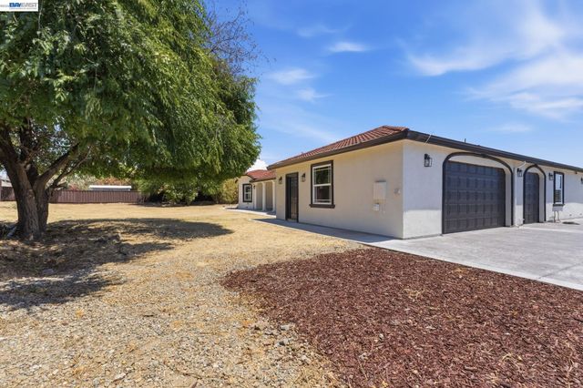 3370 Gardella Plz, Livermore, CA 94551