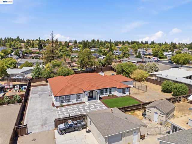 3370 Gardella Plz, Livermore, CA 94551