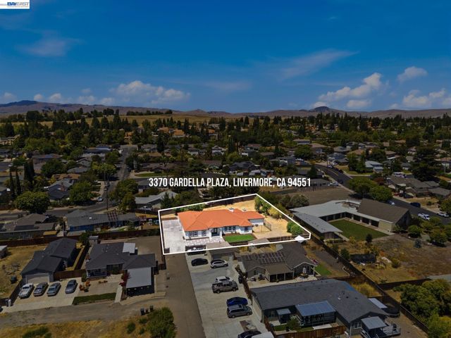 3370 Gardella Plz, Livermore, CA 94551