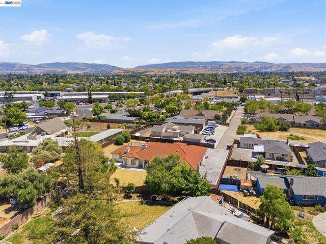 3370 Gardella Plz, Livermore, CA 94551