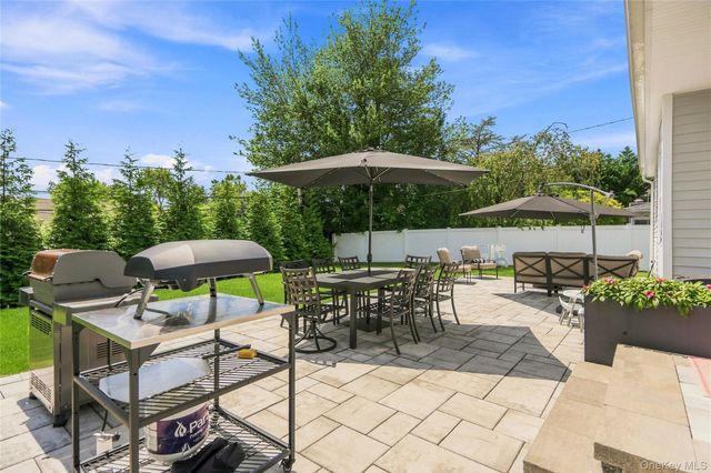 14 Elder Drive, Commack, NY 11725
