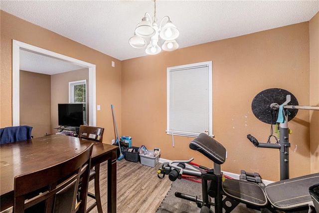 4505 Monroe Avenue, Kansas City, MO 64130