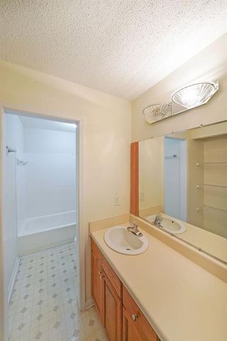 3603 WOODBRIAR Circle M, Tucker, GA 30084