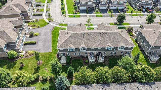 14277 Lacey Drive, Lemont, IL 60439