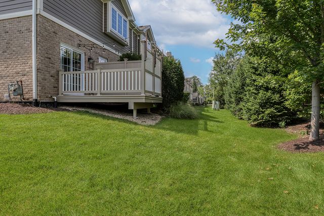 14277 Lacey Drive, Lemont, IL 60439