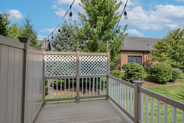 14277 Lacey Drive, Lemont, IL 60439