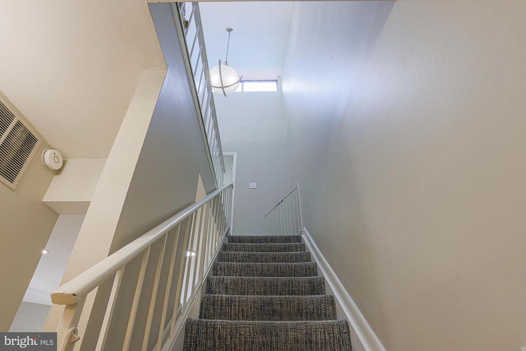 Image 19 of property listing at 2804 BANEBERRY CT, Baltimore, MD 21209