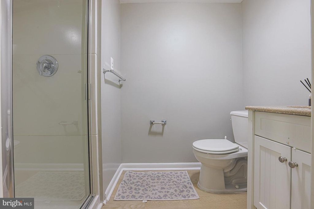 Image 38 of property listing at 2804 BANEBERRY CT, Baltimore, MD 21209