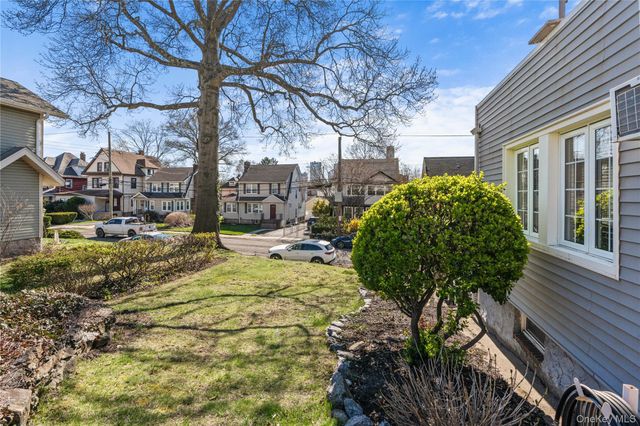 35 Lispenard Avenue, New Rochelle, NY 10801