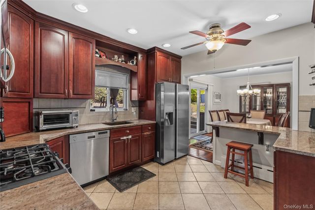 35 Lispenard Avenue, New Rochelle, NY 10801