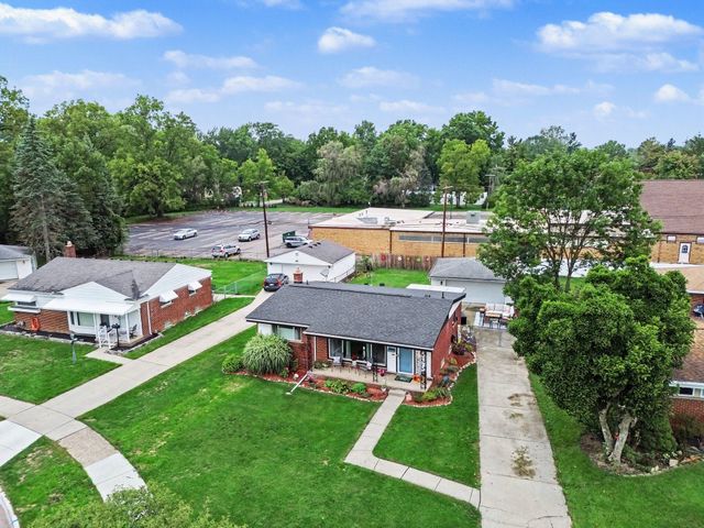 17663 Dolores Street, Livonia City, MI 48152