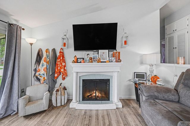 17663 Dolores Street, Livonia City, MI 48152