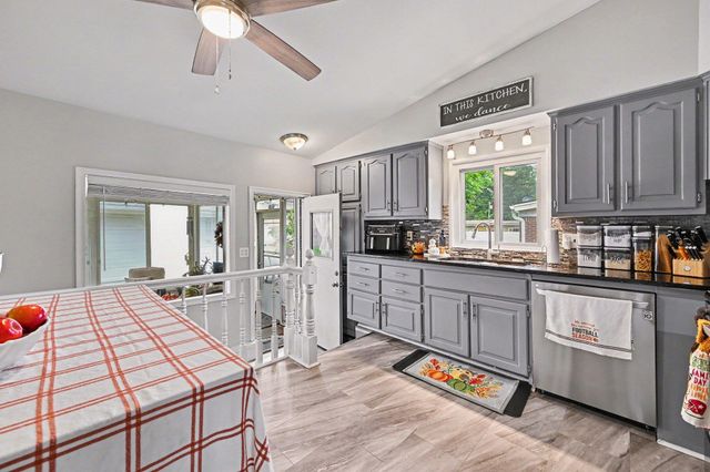 17663 Dolores Street, Livonia City, MI 48152