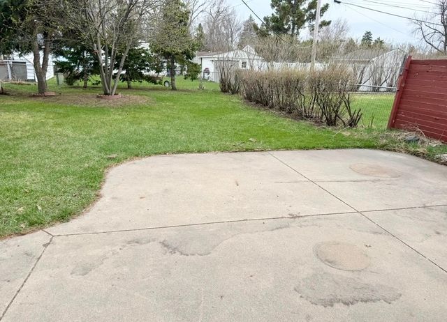 1711 11th Avenue N, Moorhead, MN 56560