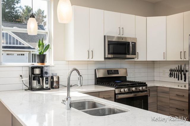 161 Tamarack Lane Ne, Rockford City, MI 49341