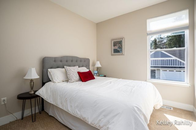 161 Tamarack Lane Ne, Rockford City, MI 49341