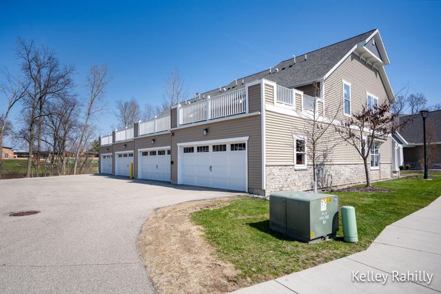 161 Tamarack Lane Ne, Rockford City, MI 49341