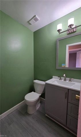 4226 Beasley CT, Virginia Beach, VA 23462
