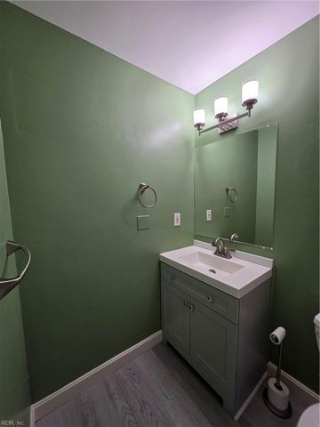 4226 Beasley CT, Virginia Beach, VA 23462