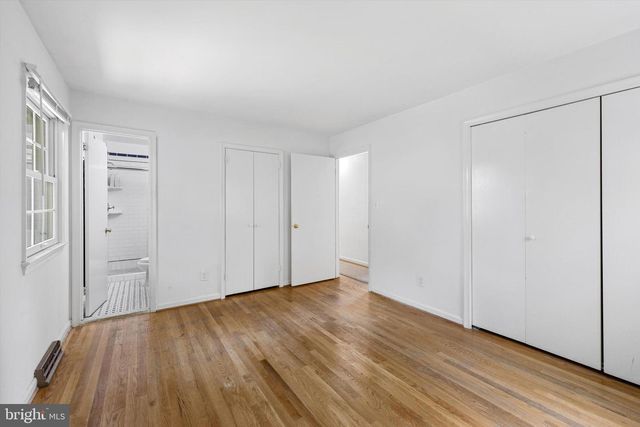 905 CAROLE CT SE, Vienna, VA 22180