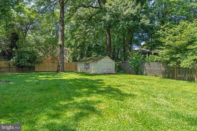 905 CAROLE CT SE, Vienna, VA 22180