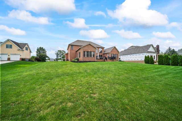 222 Players Club Court, Commercial Point, OH 43116