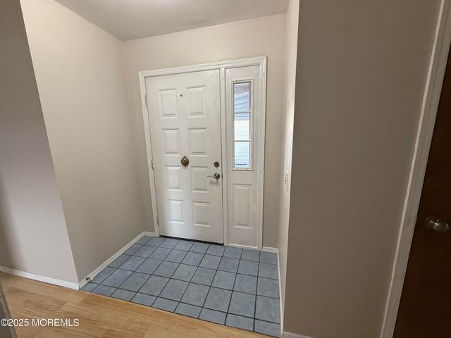 68 Virgin Islands Drive, Toms River, NJ 08757