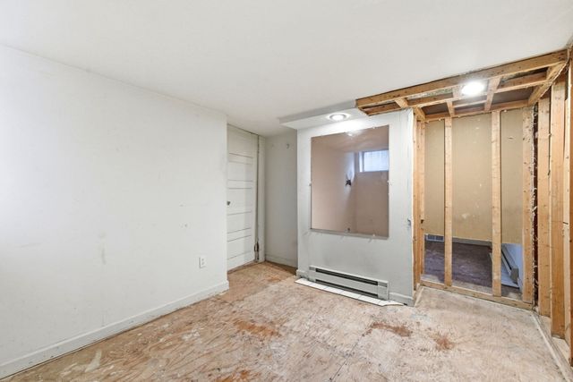 29-31 Washburn Ave 1B, Cambridge, MA 02140