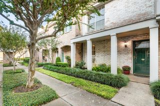 2228 S Piney Point Road 107, Houston, TX 77063