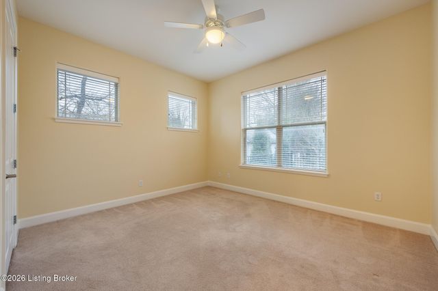 2000 Lancashire Ave 102, Louisville, KY 40205