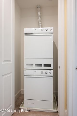 2000 Lancashire Ave 102, Louisville, KY 40205