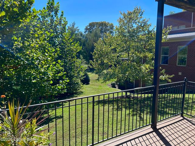 2000 Lancashire Ave 102, Louisville, KY 40205