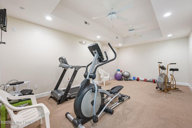 2000 Lancashire Ave 102, Louisville, KY 40205