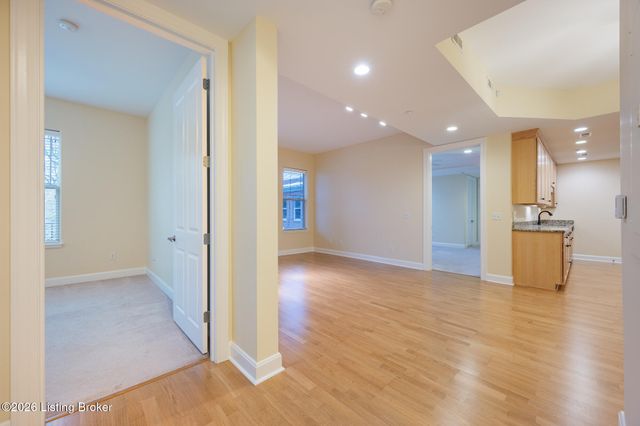 2000 Lancashire Ave 102, Louisville, KY 40205