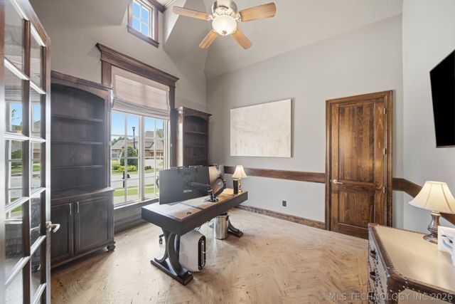 8007 S Galveston Court, Tulsa, OK 74132