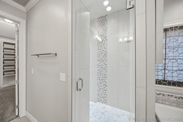 8007 S Galveston Court, Tulsa, OK 74132